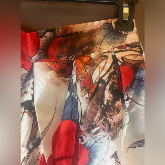❌SOLD❌Full A-Line Skirt w/ Italian Flowers and Design Size S - Picture 3 of 8